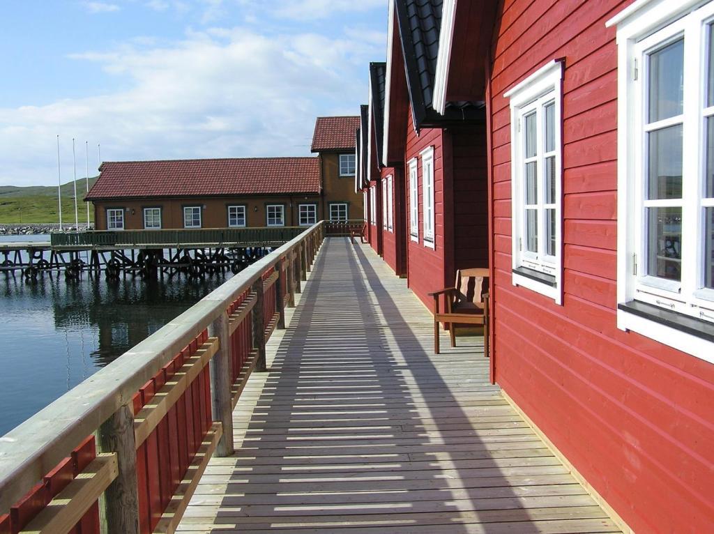 Adventure Camp Mehamn Hotell Rom bilde